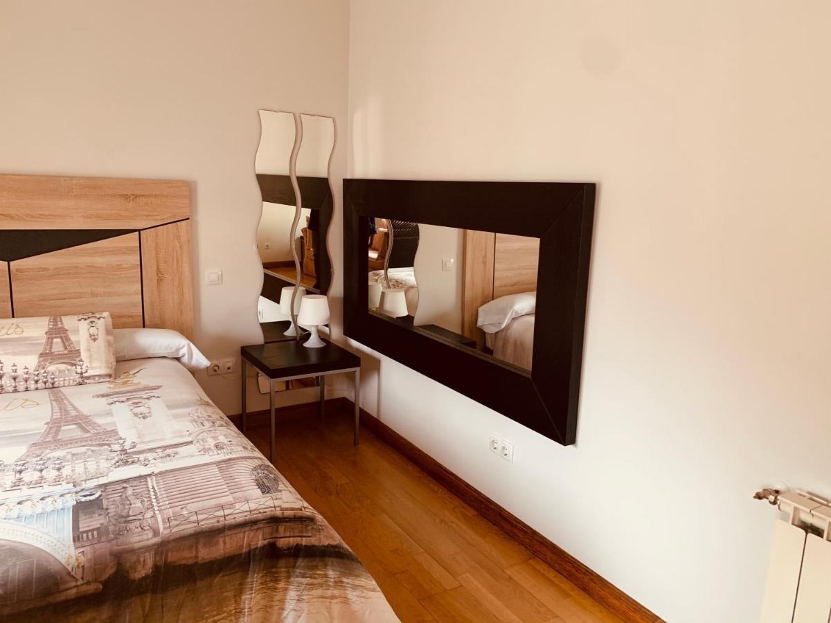 Estudios Blanmart Santander Bagian luar foto