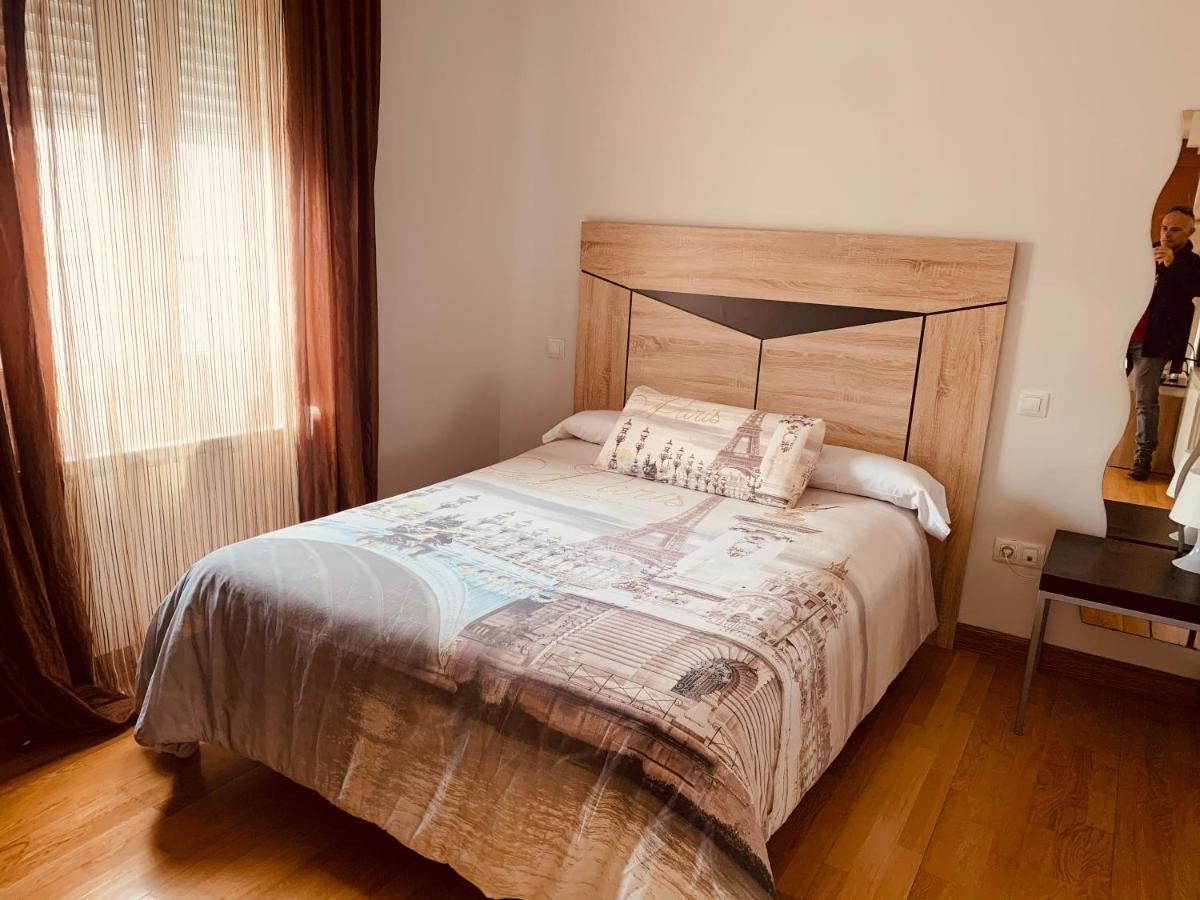 Estudios Blanmart Santander Bagian luar foto