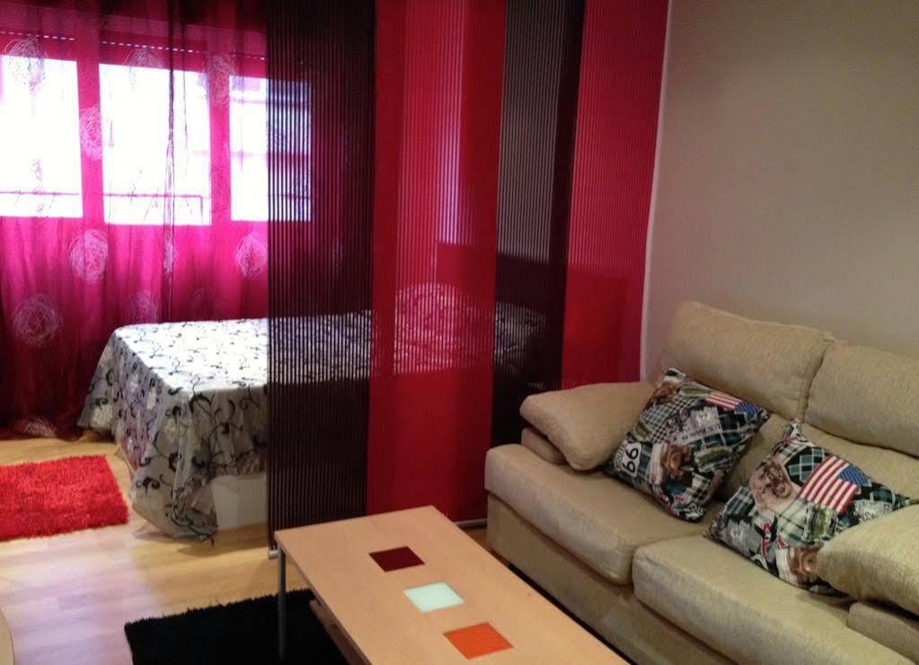 Estudios Blanmart Santander Bagian luar foto